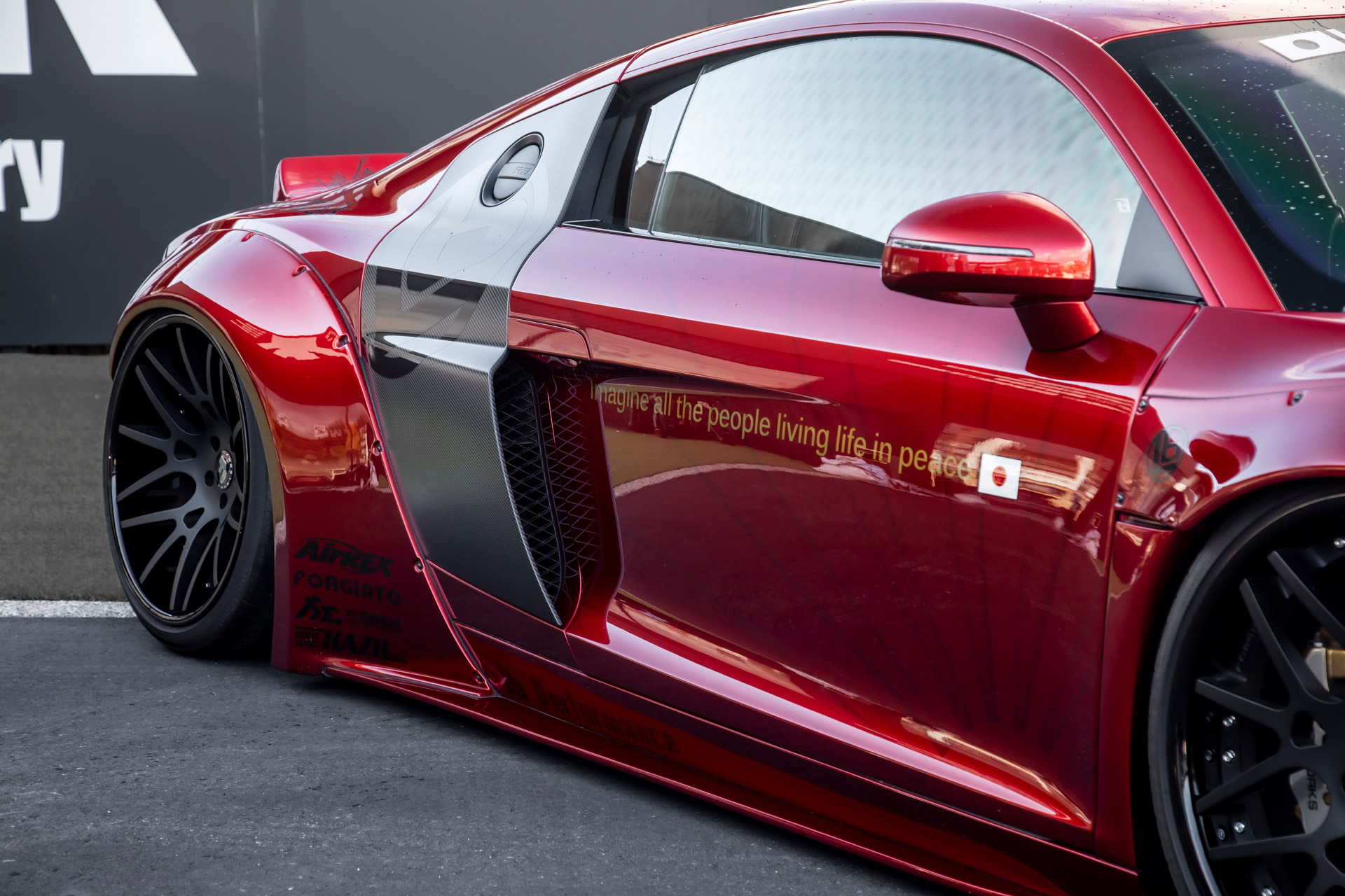 AUDI-R8-_00004