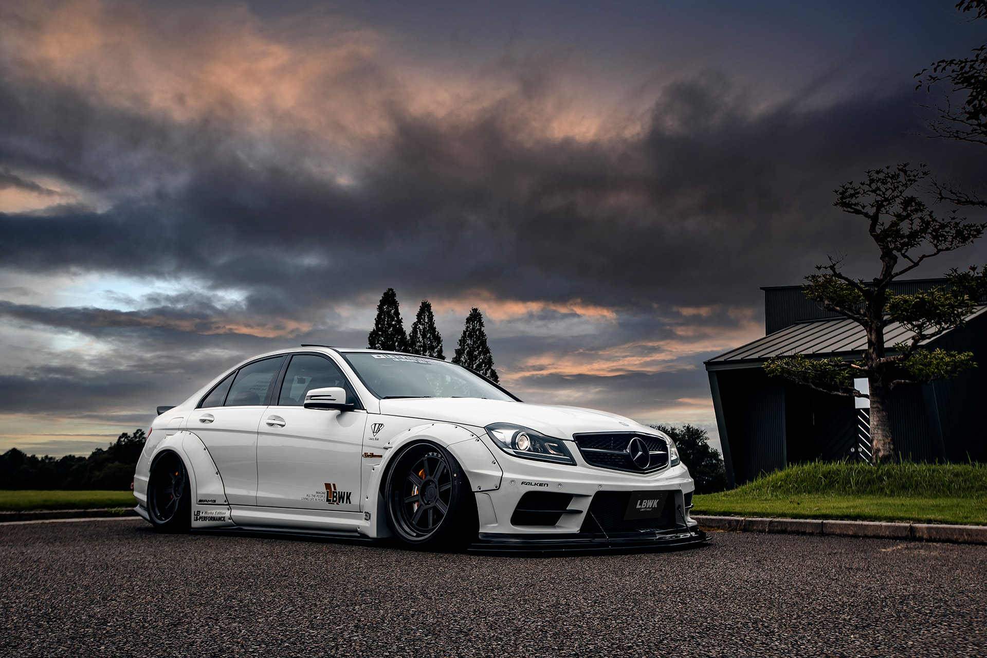 LB-WORKS MERCEDES-BENZ C63 coupe & sedan W204