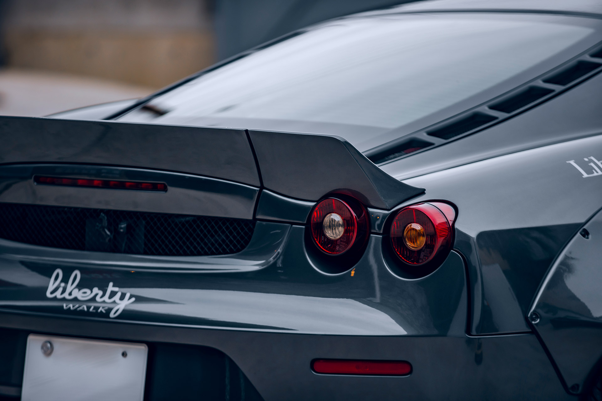 F430_00003