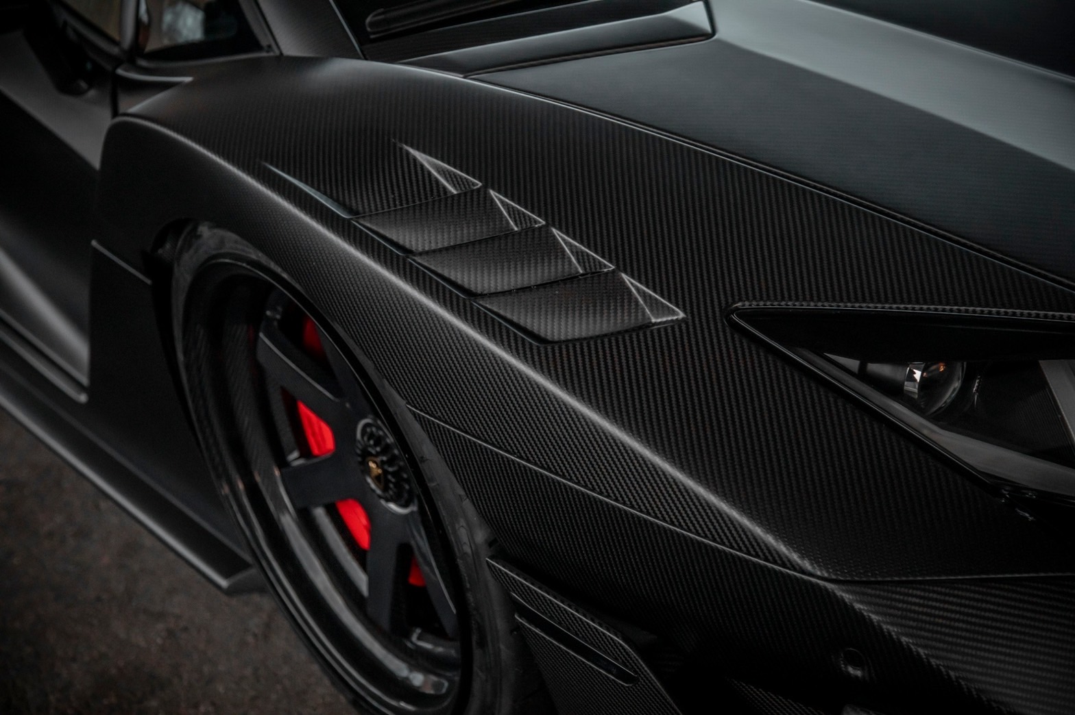 LB-Silhouette WORKS AVENTADOR GT Evo16