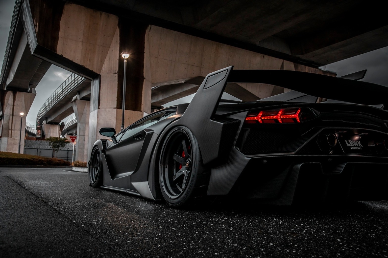 LB-Silhouette WORKS AVENTADOR GT Evo20