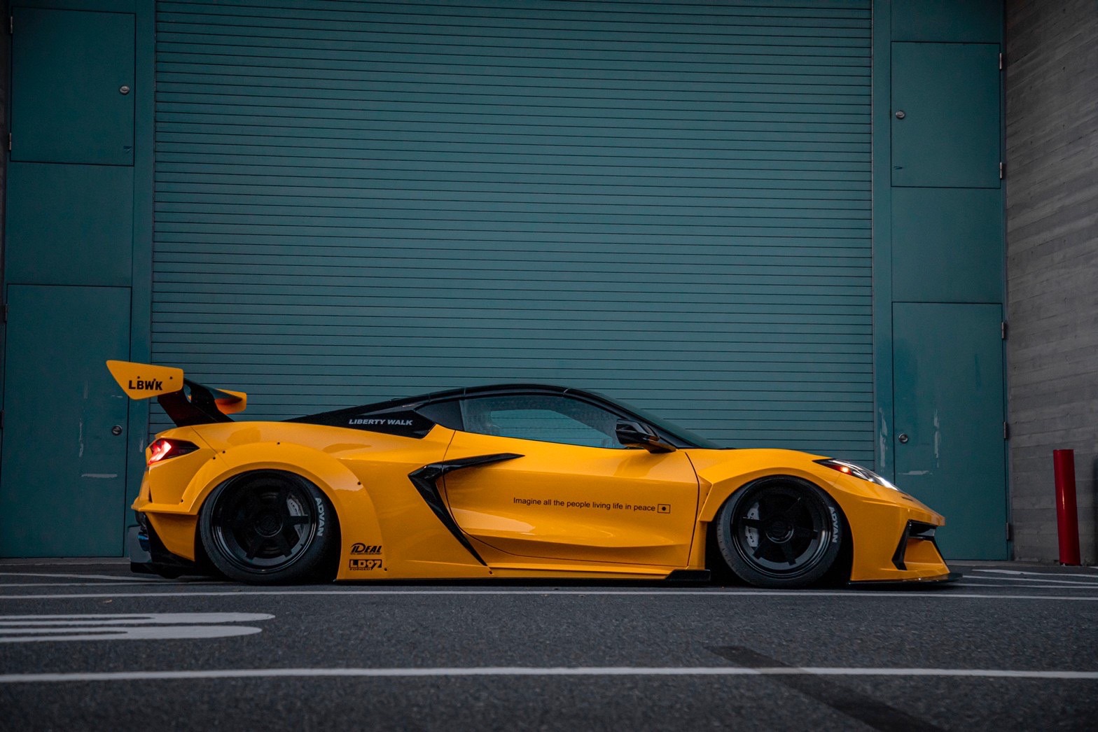 LB-Silhouette WORKS CORVETTE C803