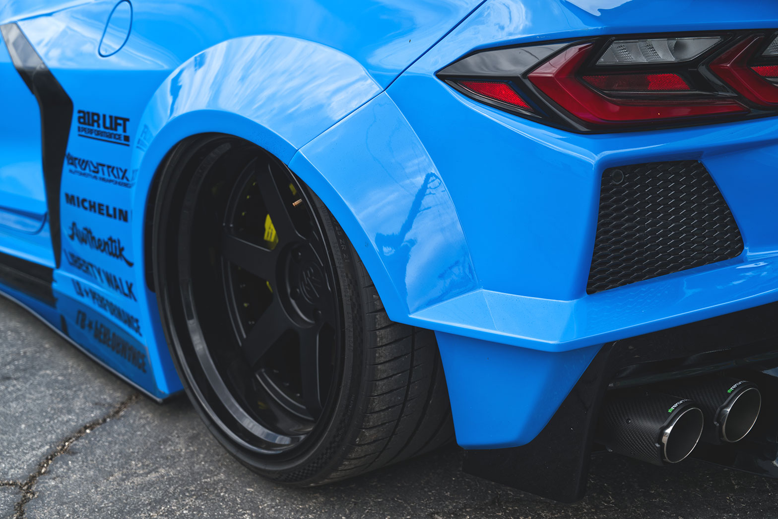 LB-Silhouette WORKS CORVETTE C815