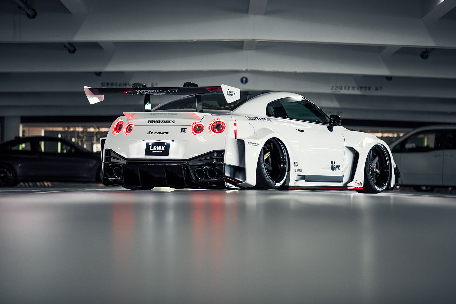 LB-Silhouette WORKS GT NISSAN 35GT-RR06