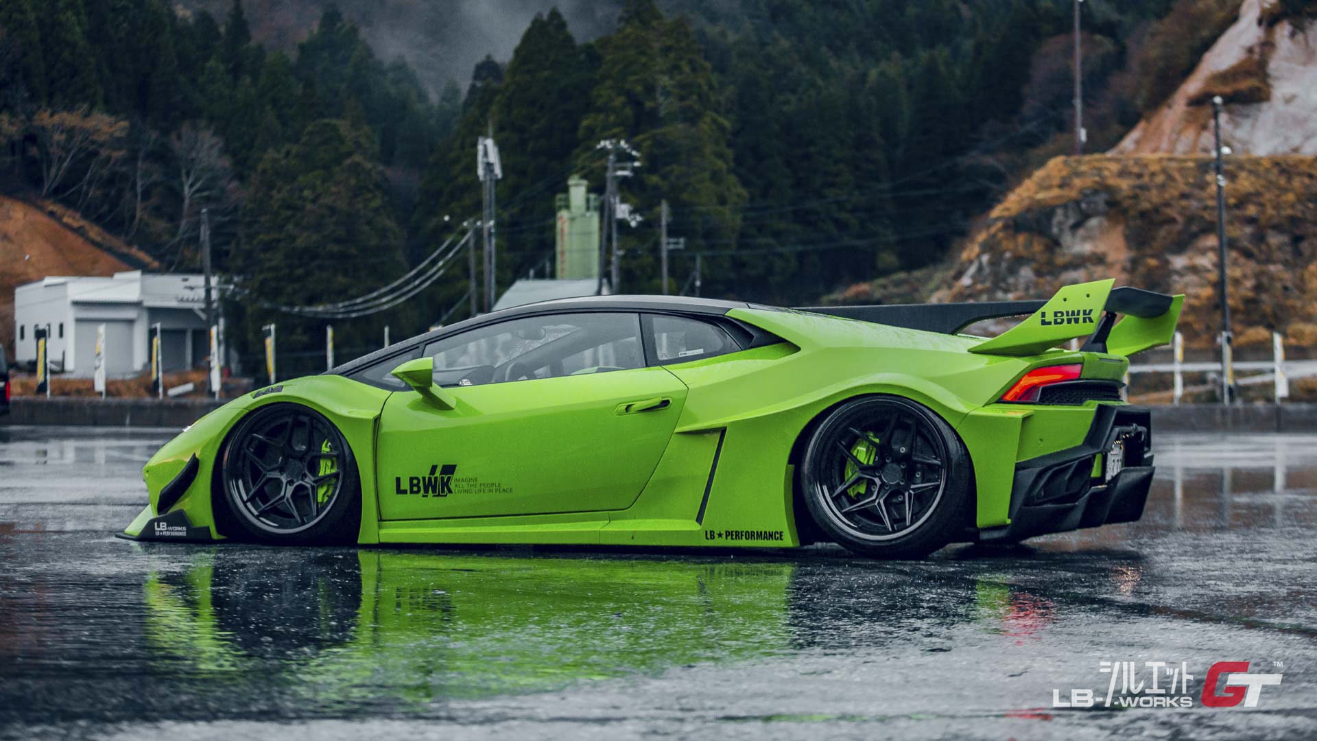 LB-Silhouette WORKS HURACAN GT3