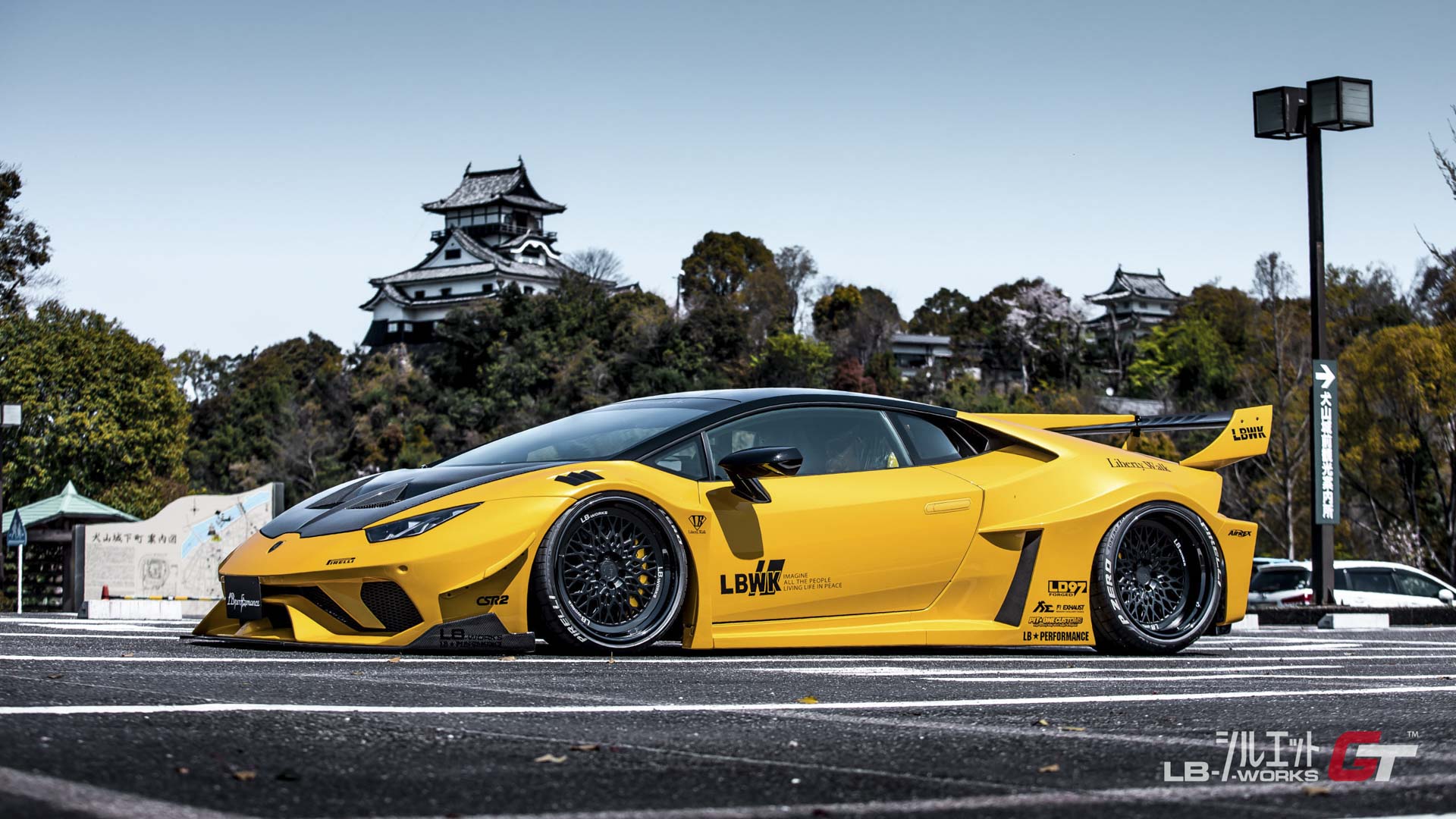 LB-Silhouette WORKS HURACAN GT5