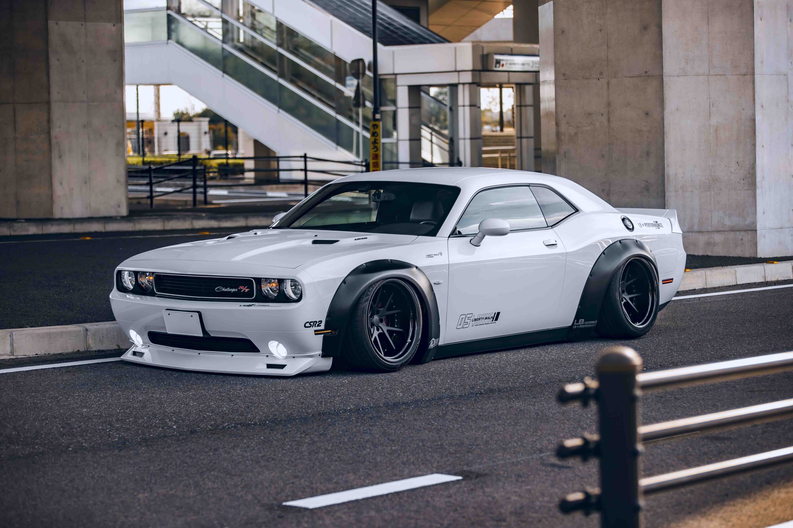 LB-WORKS DODGE Challenger_2
