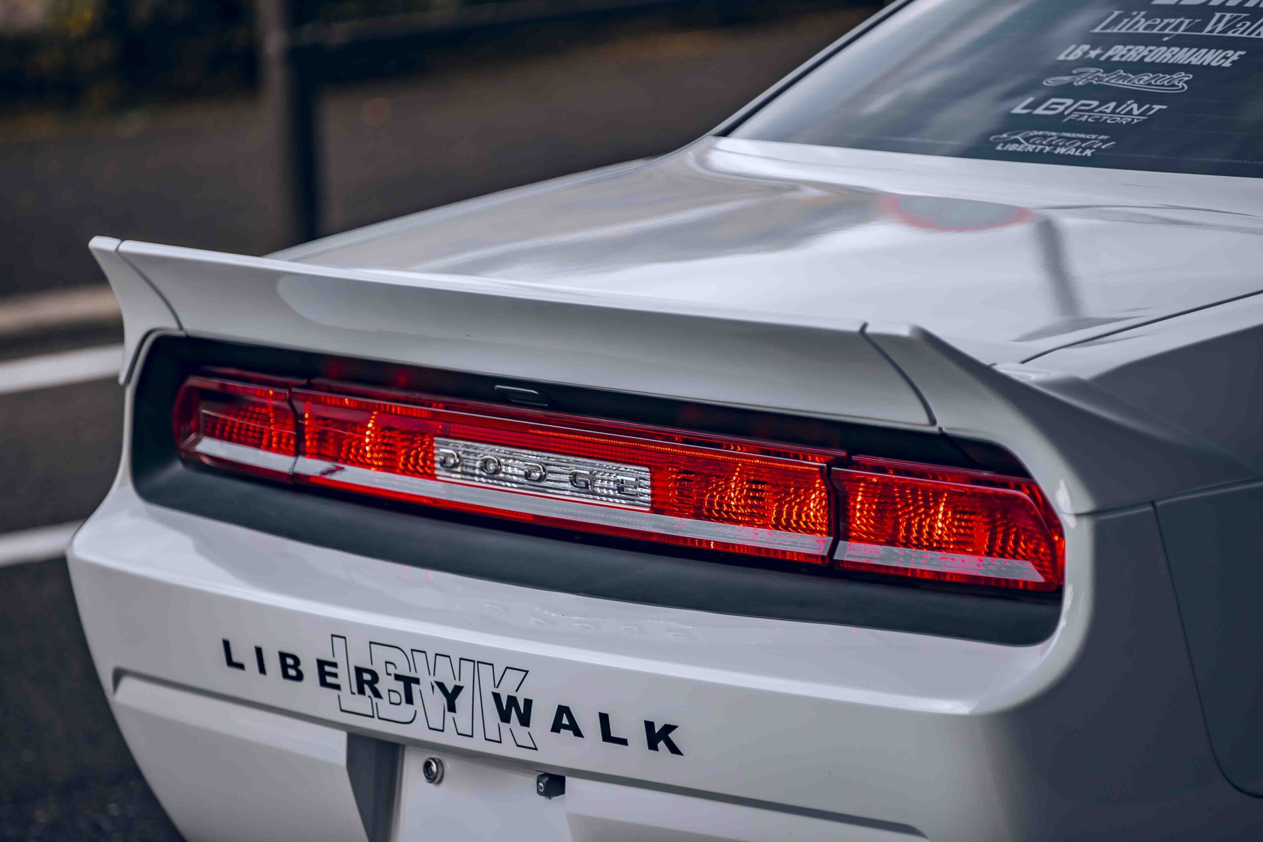 LB-WORKS DODGE Challenger_8