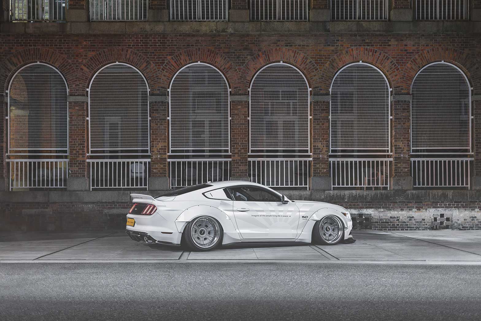 LB-WORKS FORD MUSTANG 2015y〜04
