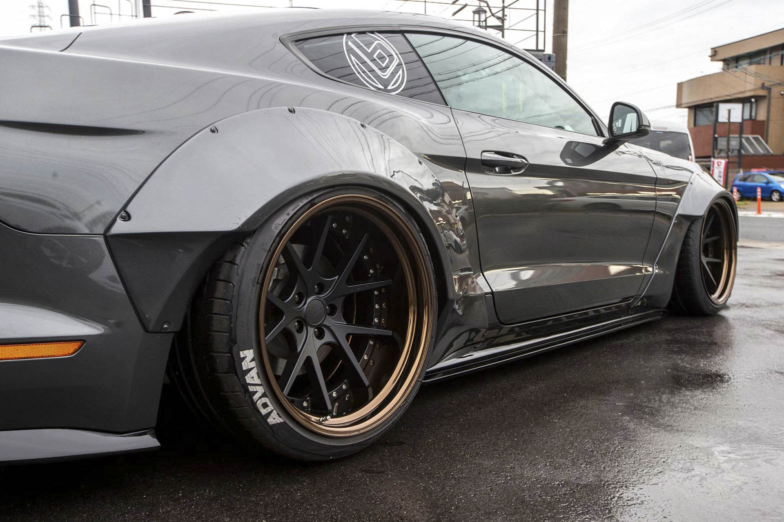 LB-WORKS FORD MUSTANG 2015y〜18