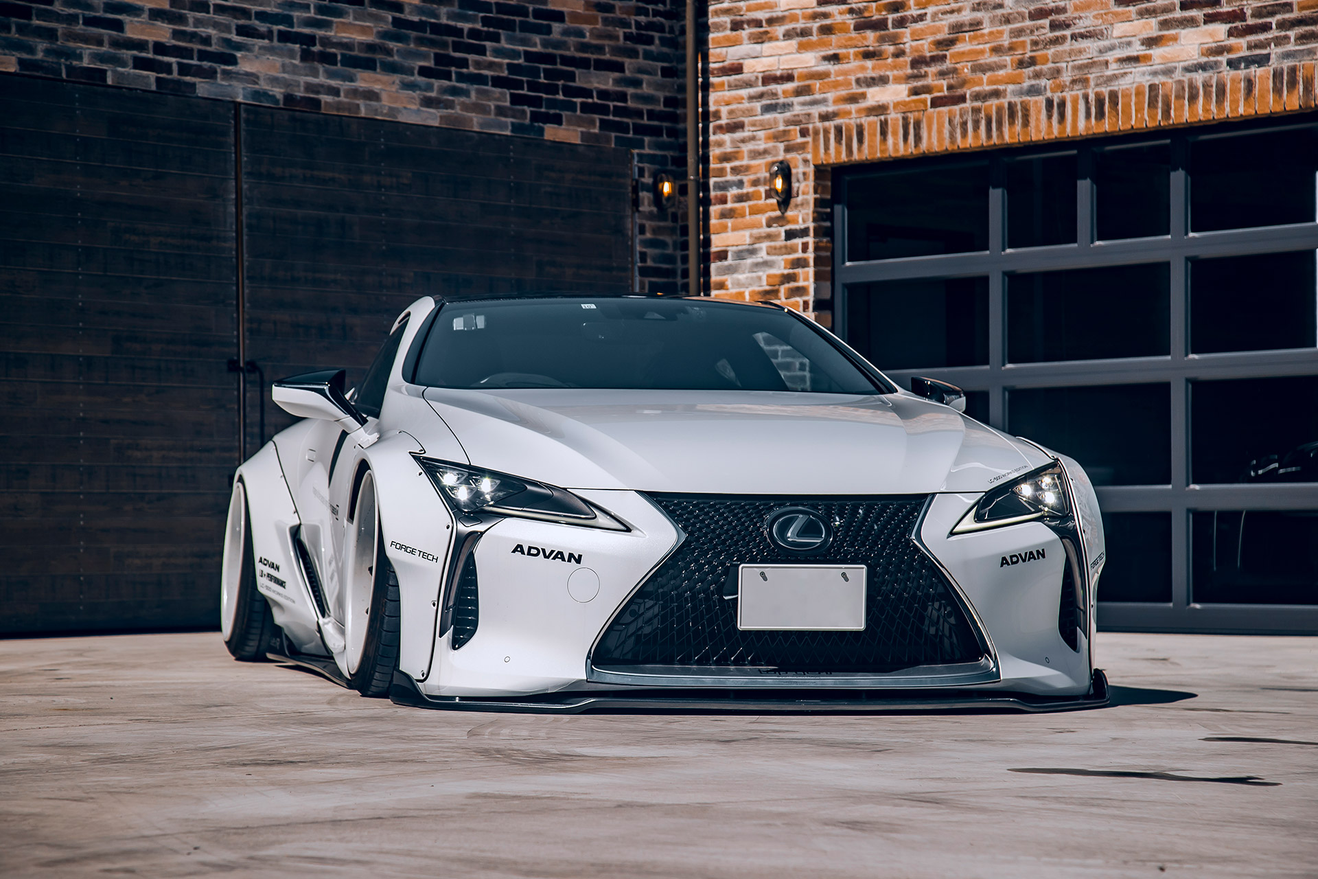 LEXUS LC500 / LC500h