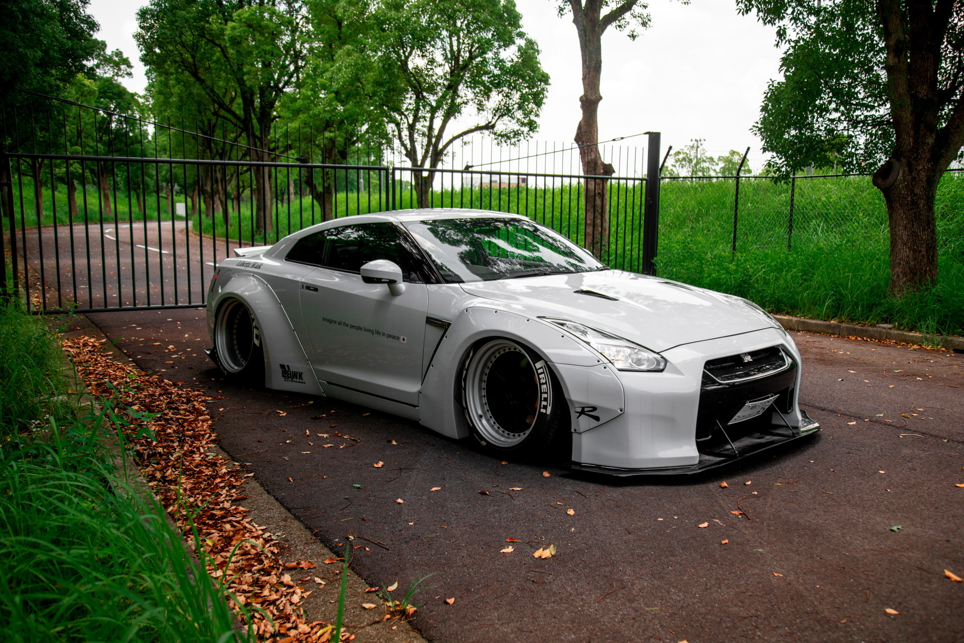 LB-WORKS-NISSAN-GT-R-R35-type-1-00002