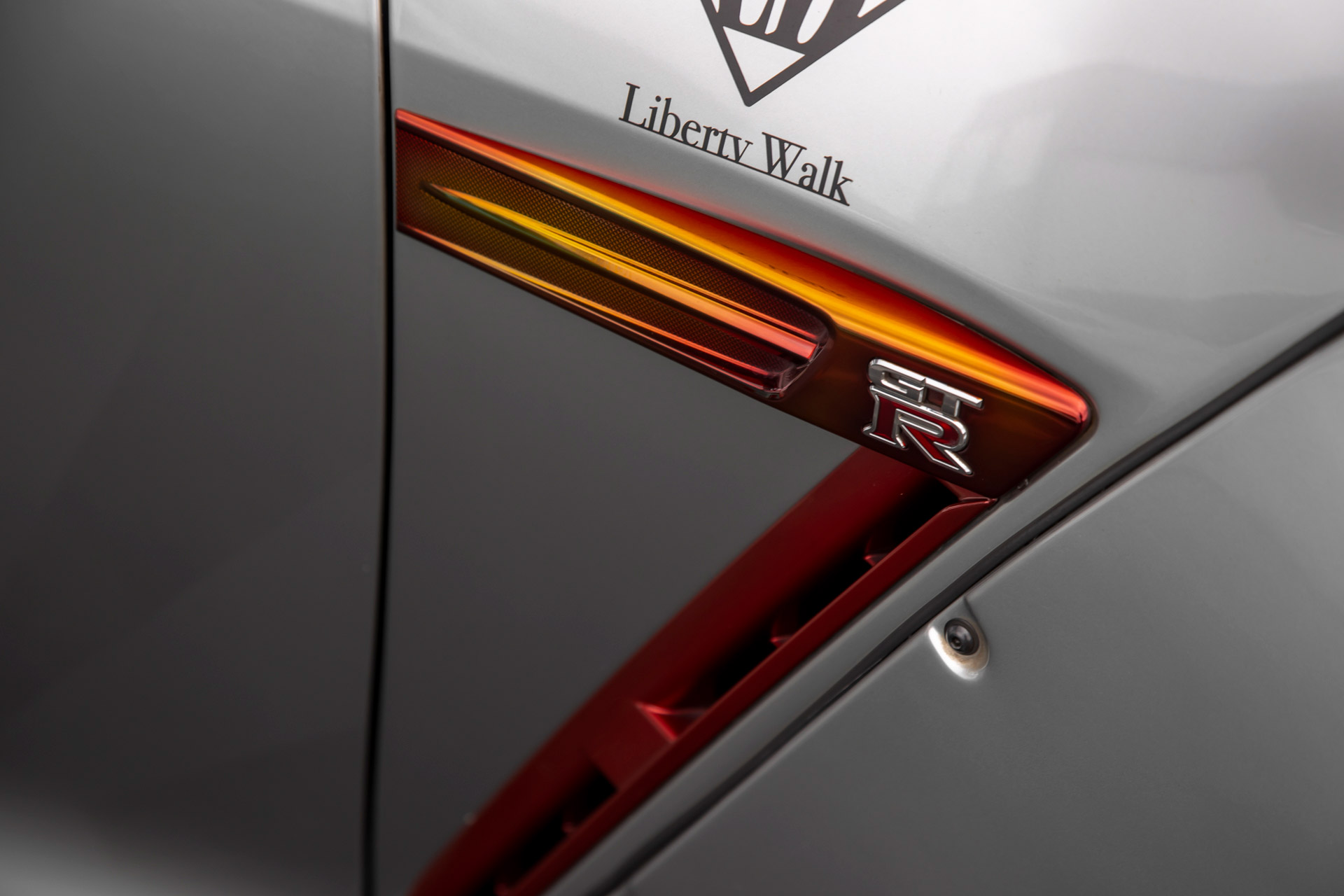 LB-WORKS-NISSAN-GT-R-R35-type-1-00011