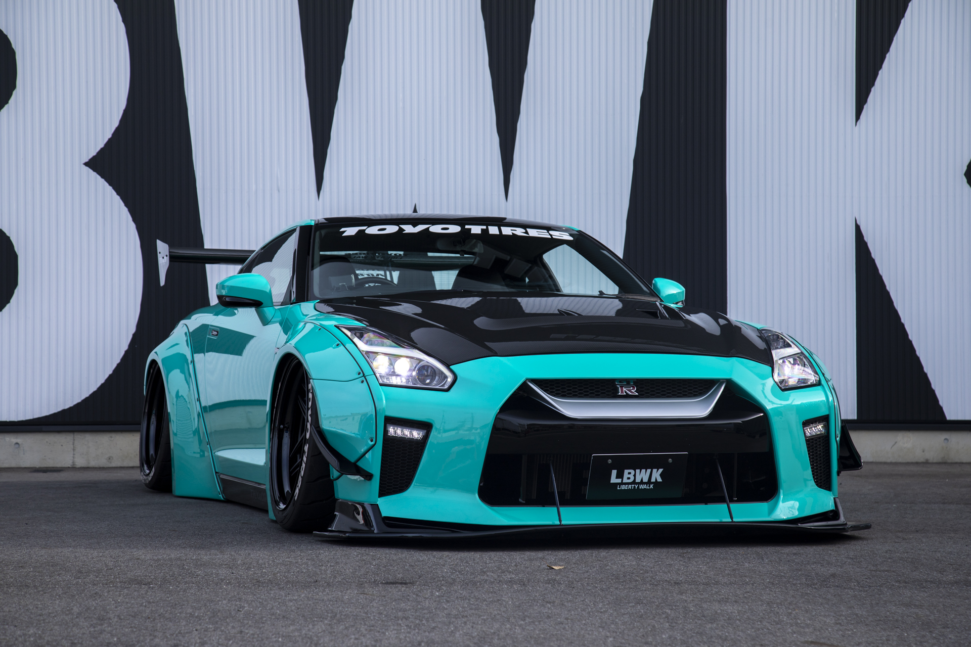 LB-WORKS NISSAN GT-R R35 type 1.500016