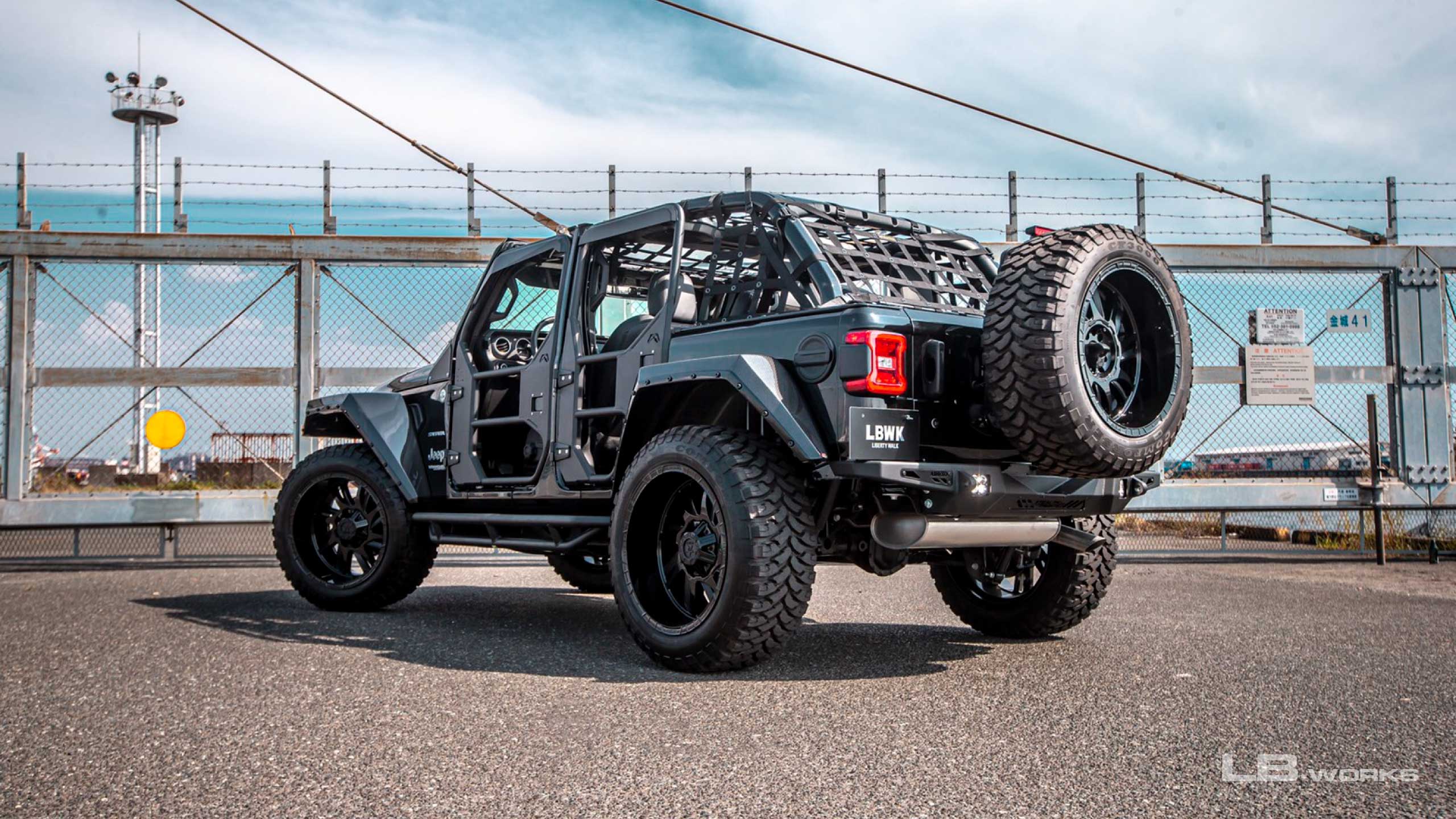 LB-WORKS Wrangler (JL)05
