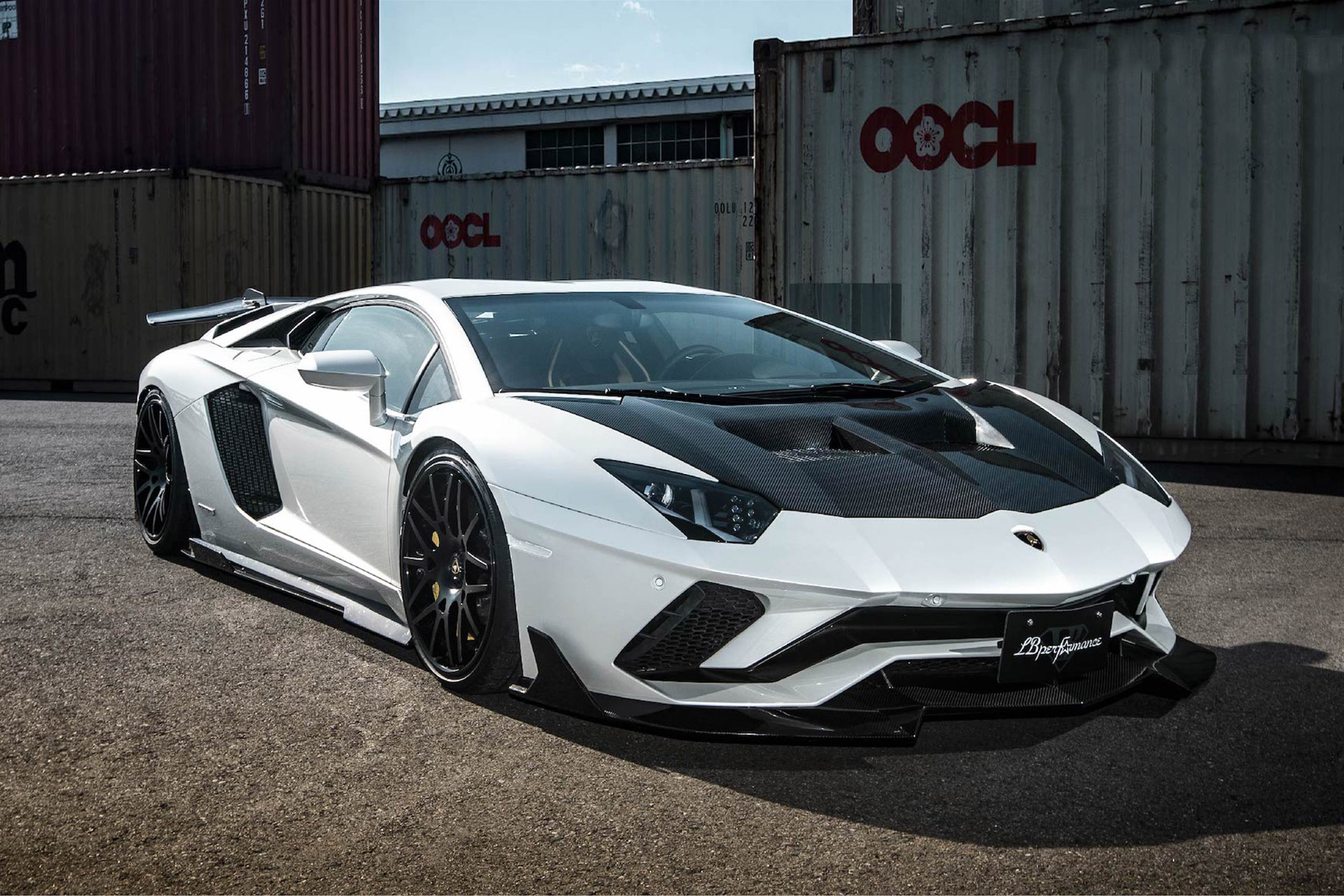 LB★PERFORMANCE-Lamborghini-AVENTADOR-S01