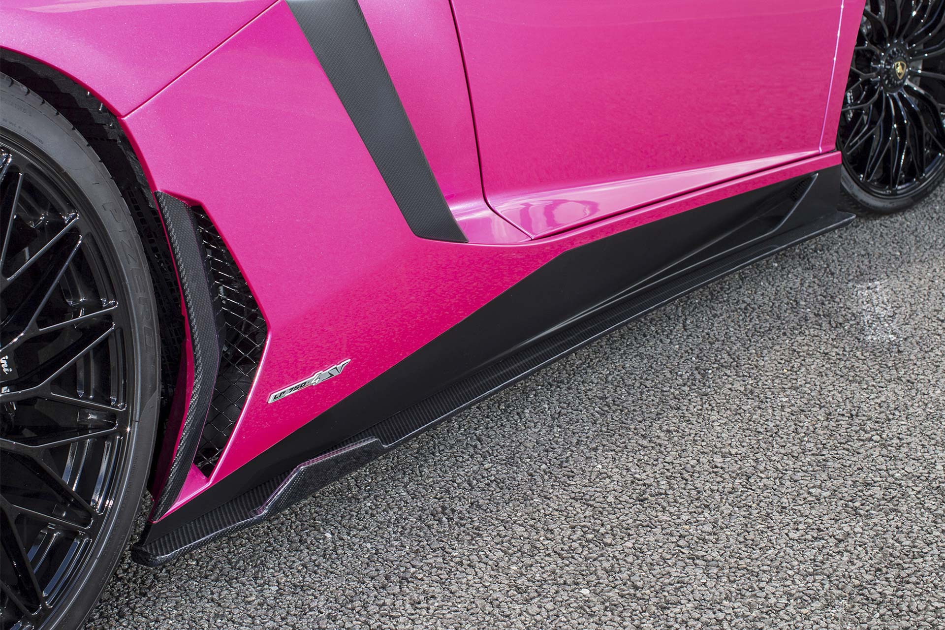 Lamborghini AVENTADOR SV5