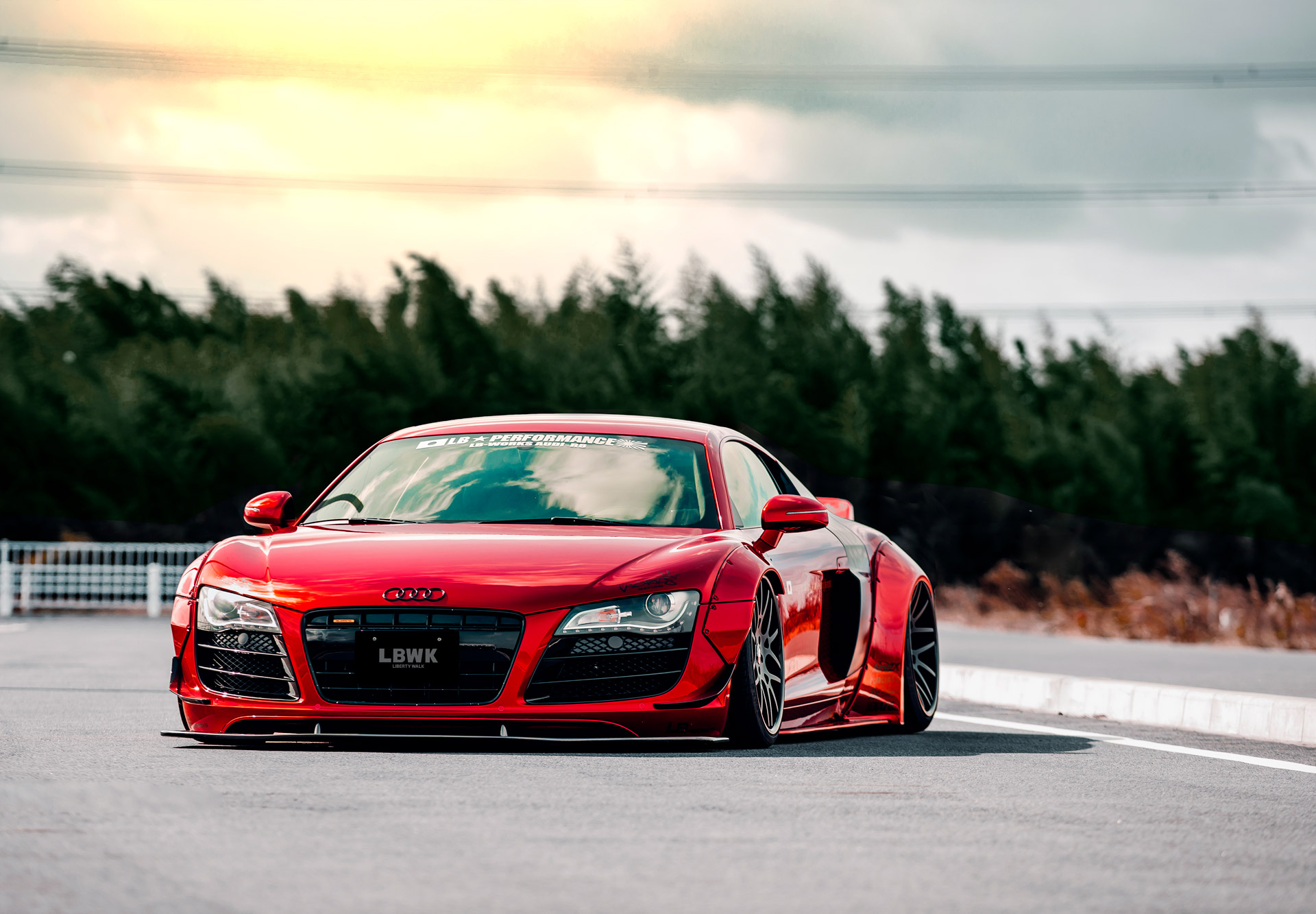 AUDI R8