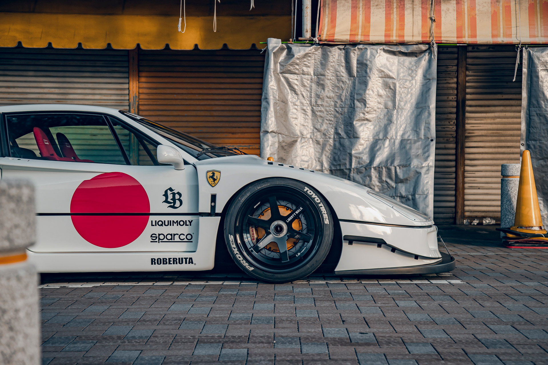 LB-WORKS FERRARI F40