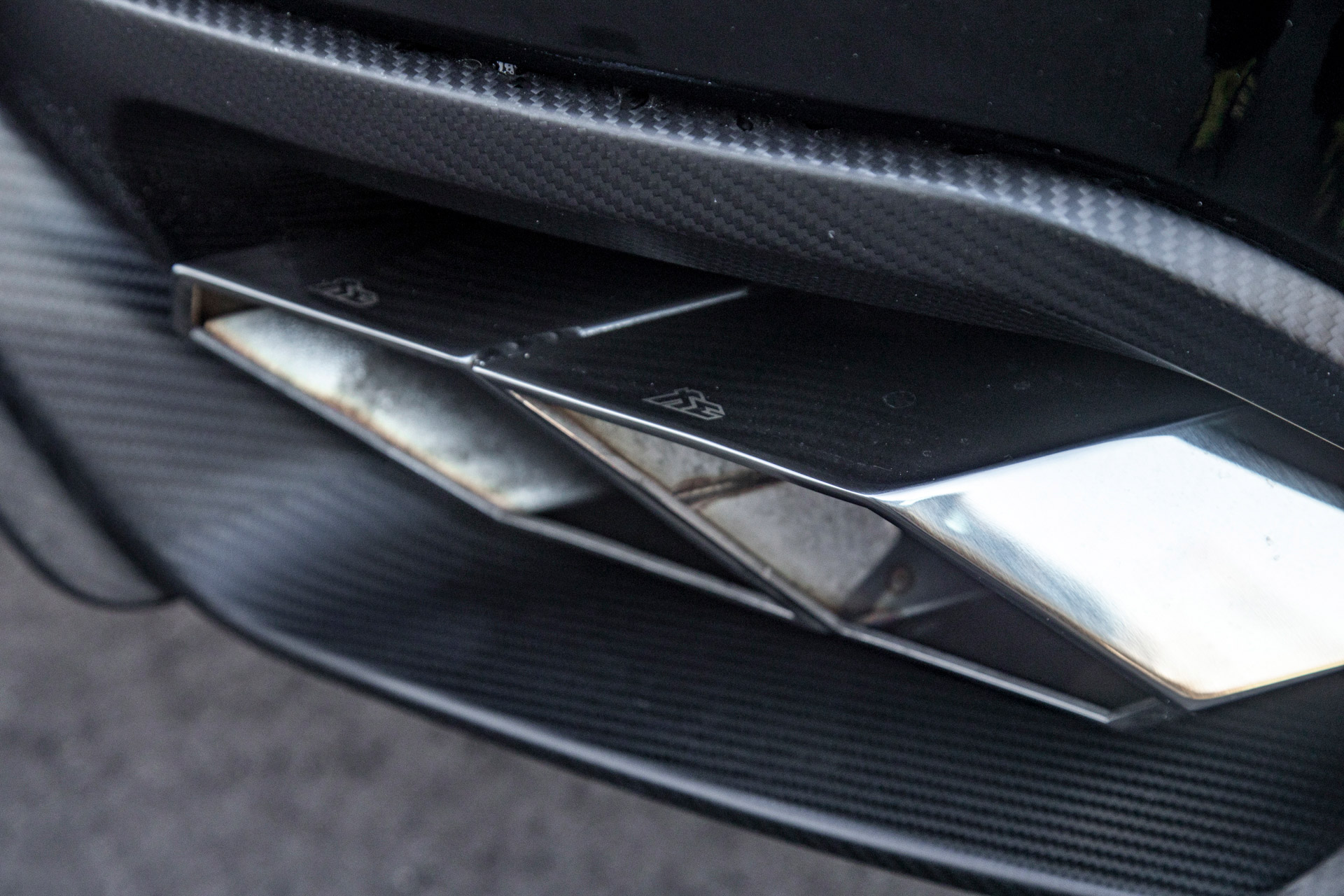 LB-WORKS-Lamborghini-URUS00007