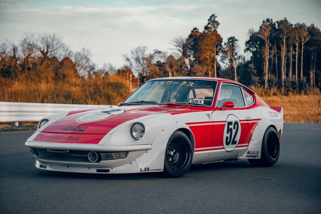 LB★ワークス NISSAN S30Z(240Z)