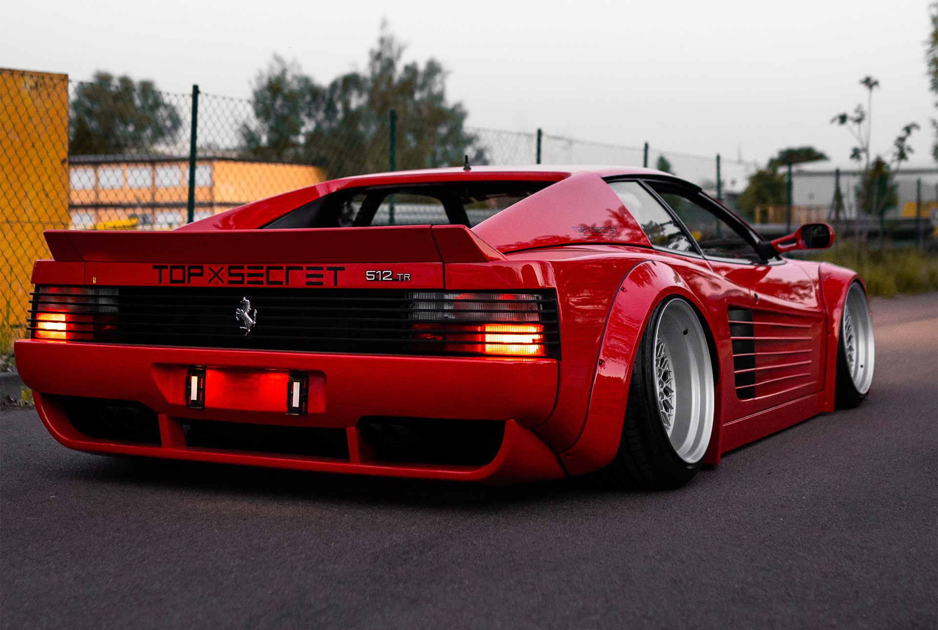 LB-WORKS Ferrari 512TR