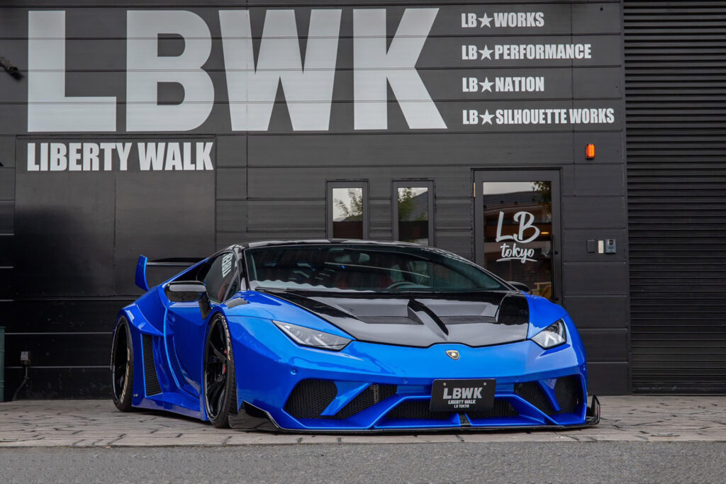 LB-Silhouette-WORKS-HURACAN-GT