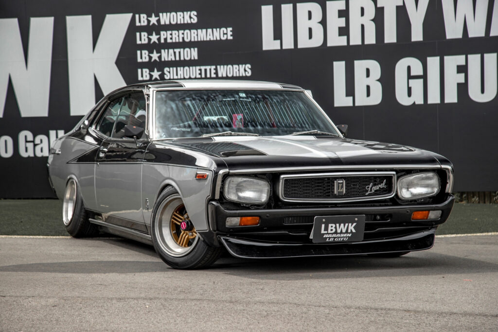 NISSAN-Laurel-SGX