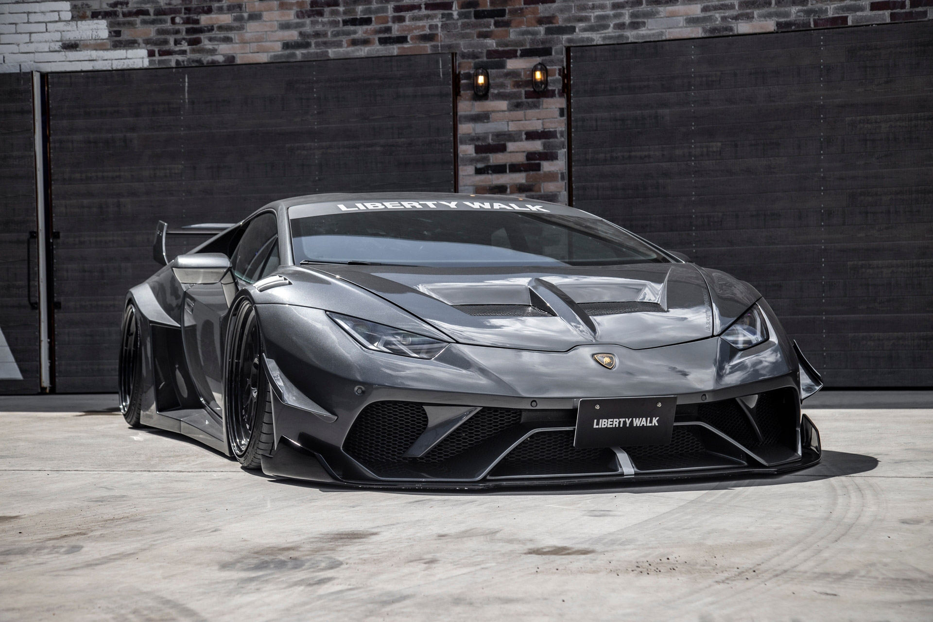 LB-Silhouette WORKS GT Lamborghini Huracán