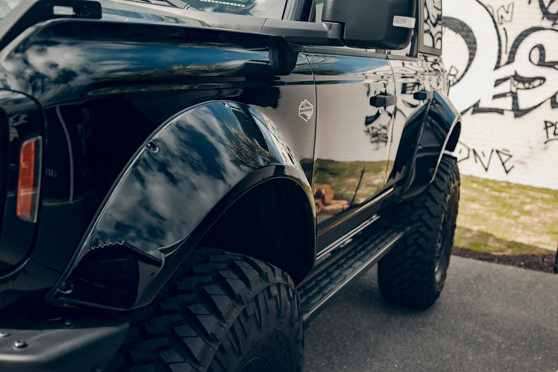 LB-WORKS FORD BRONCO00006