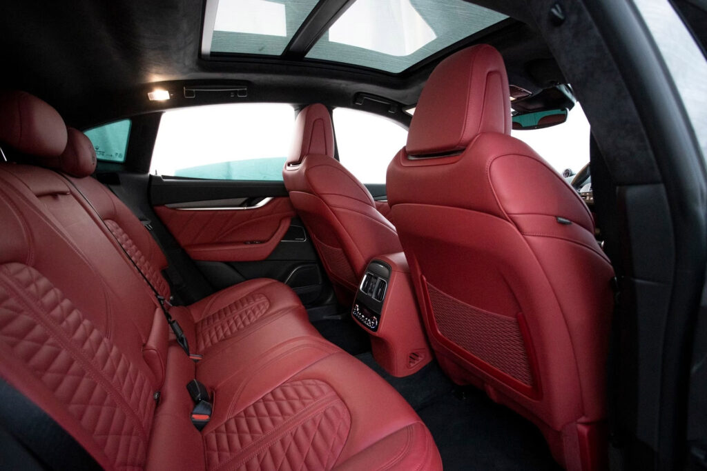 Maserati-Levante-TROFEO00037