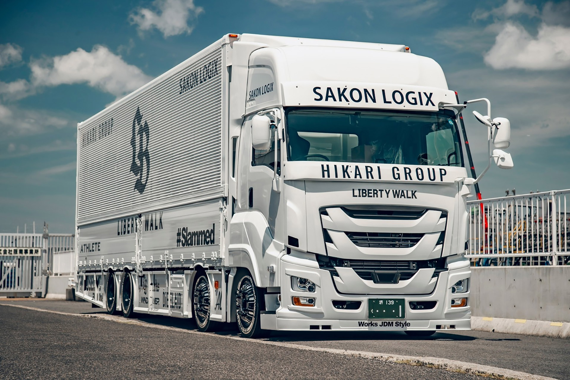 LB-TRUCKS ISUZU GIGA