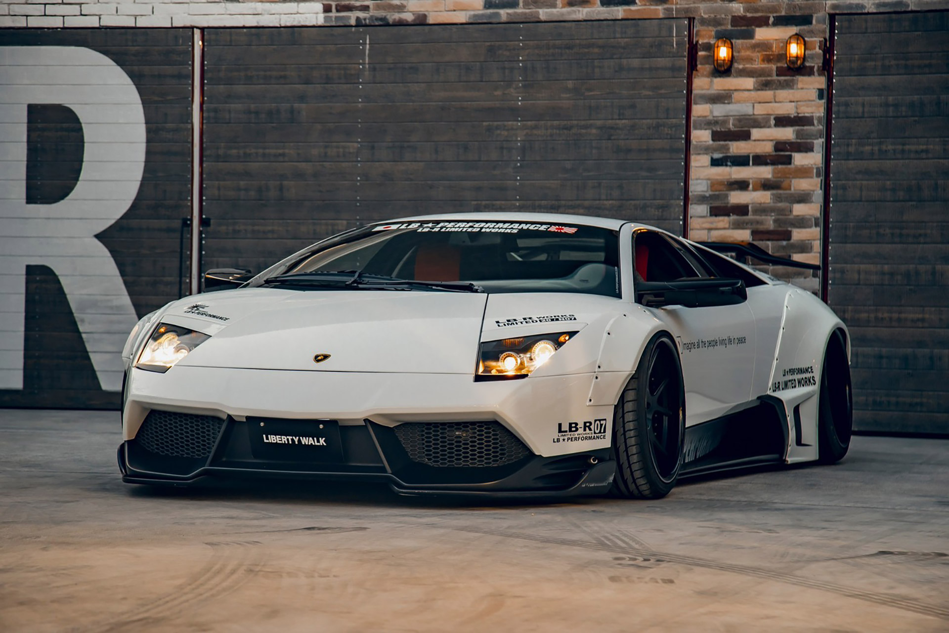 LB-WORKS-Lamborghini-Murciélago-LP620-4-limited
