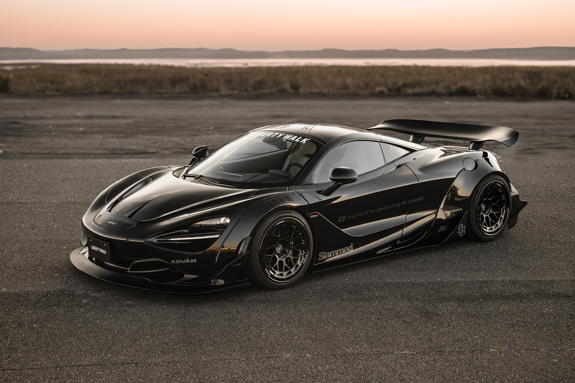 720S_01