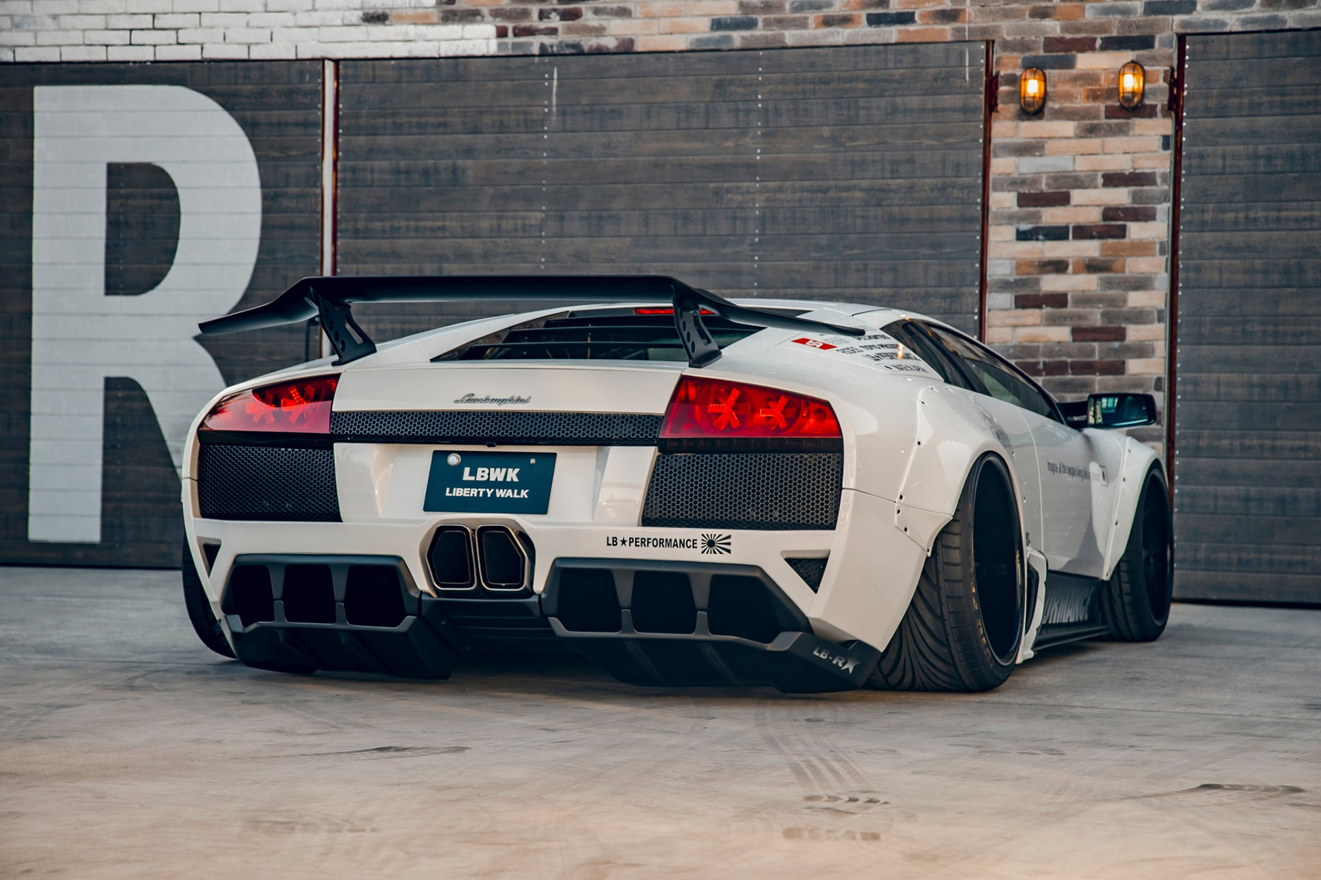 LB-WORKS-Lamborghini-Murciélago-LP620-4-limited-2000003