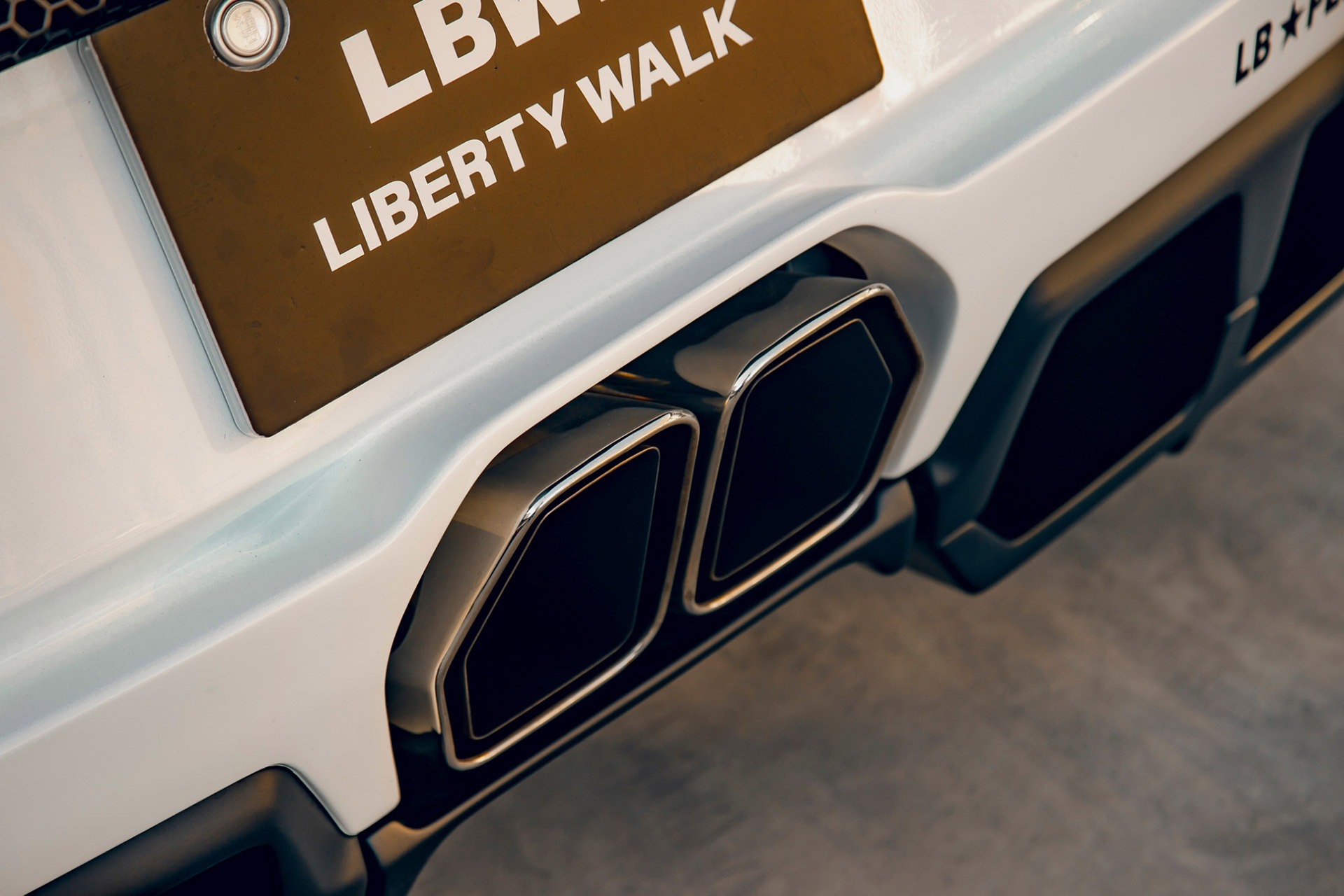 LB-WORKS-Lamborghini-Murciélago-LP620-4-limited-2000023