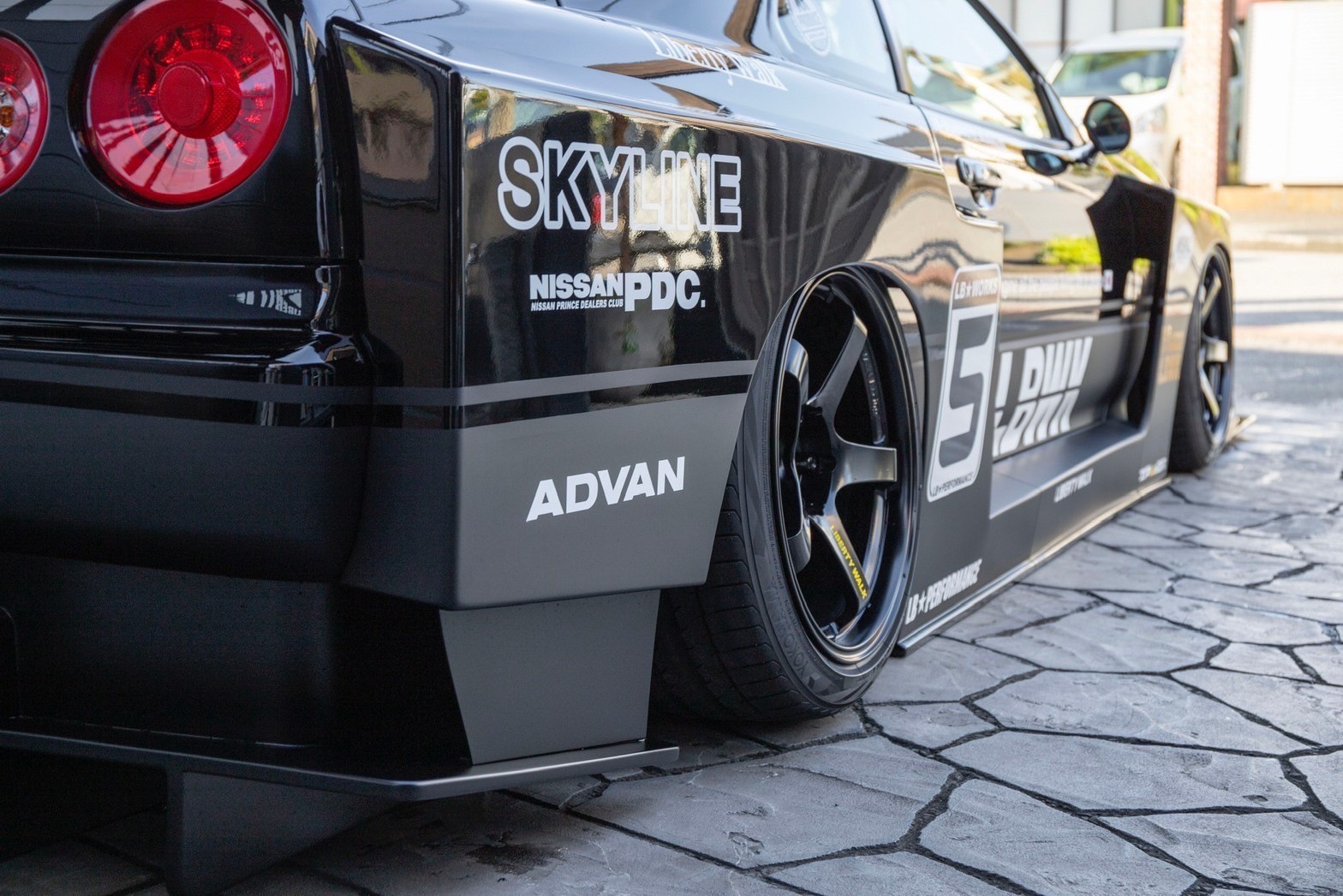 LB-ER34 Super Silhouette SKYLINE00017