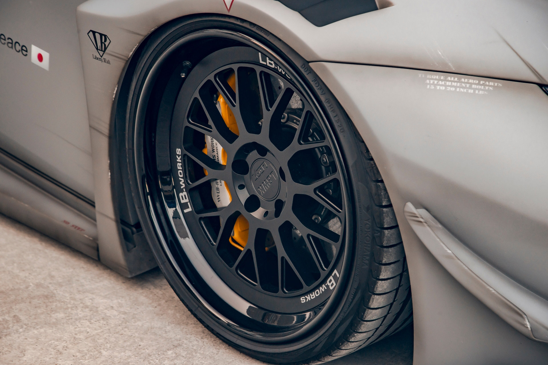 LB-Silhouette-WORKS-GT-Lamborghini-Huracán-Fighter00018