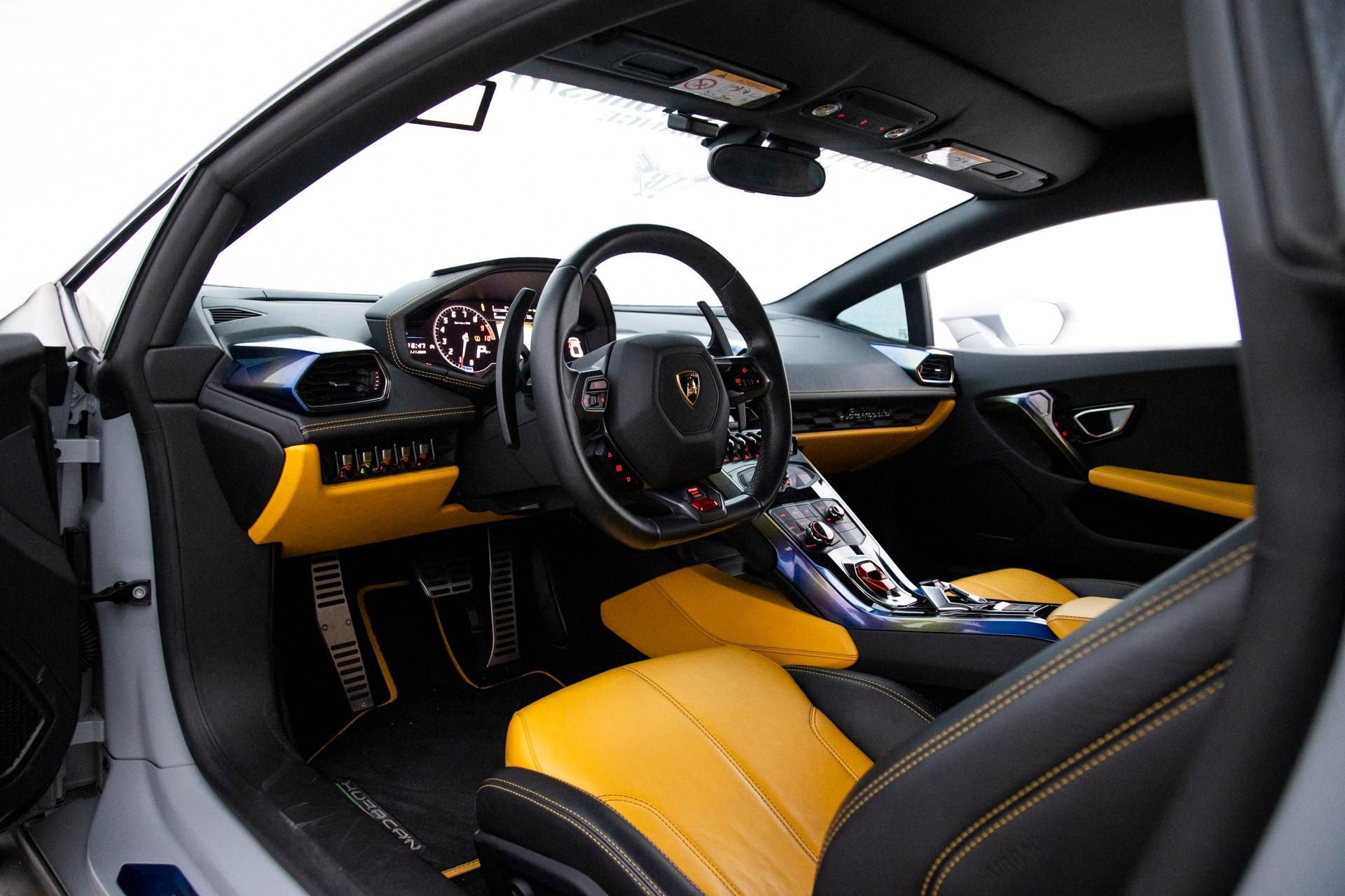 LB-Silhouette-WORKS-GT-Lamborghini-Huracán-Fighter00032