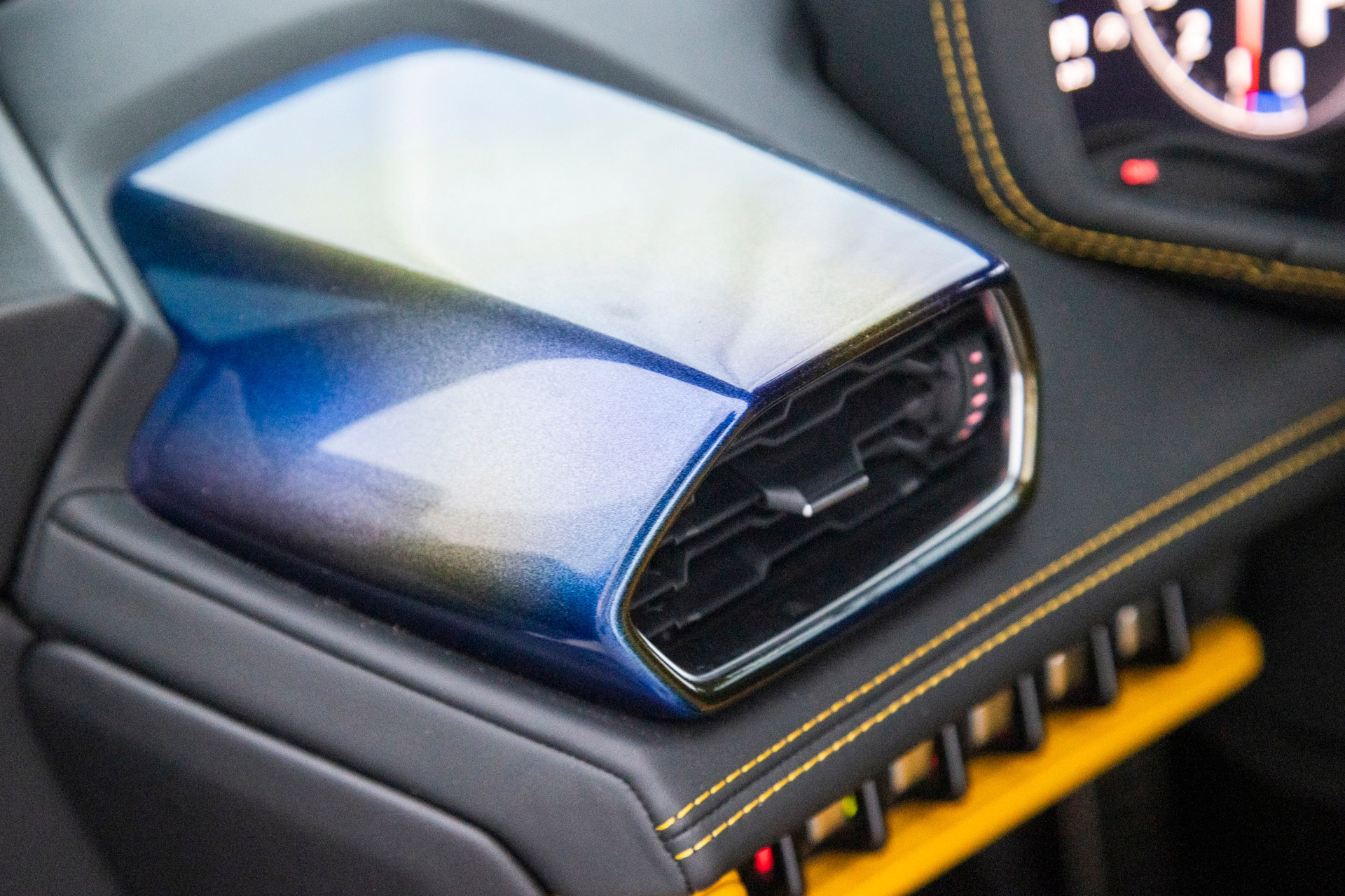 LB-Silhouette-WORKS-GT-Lamborghini-Huracán-Fighter00041