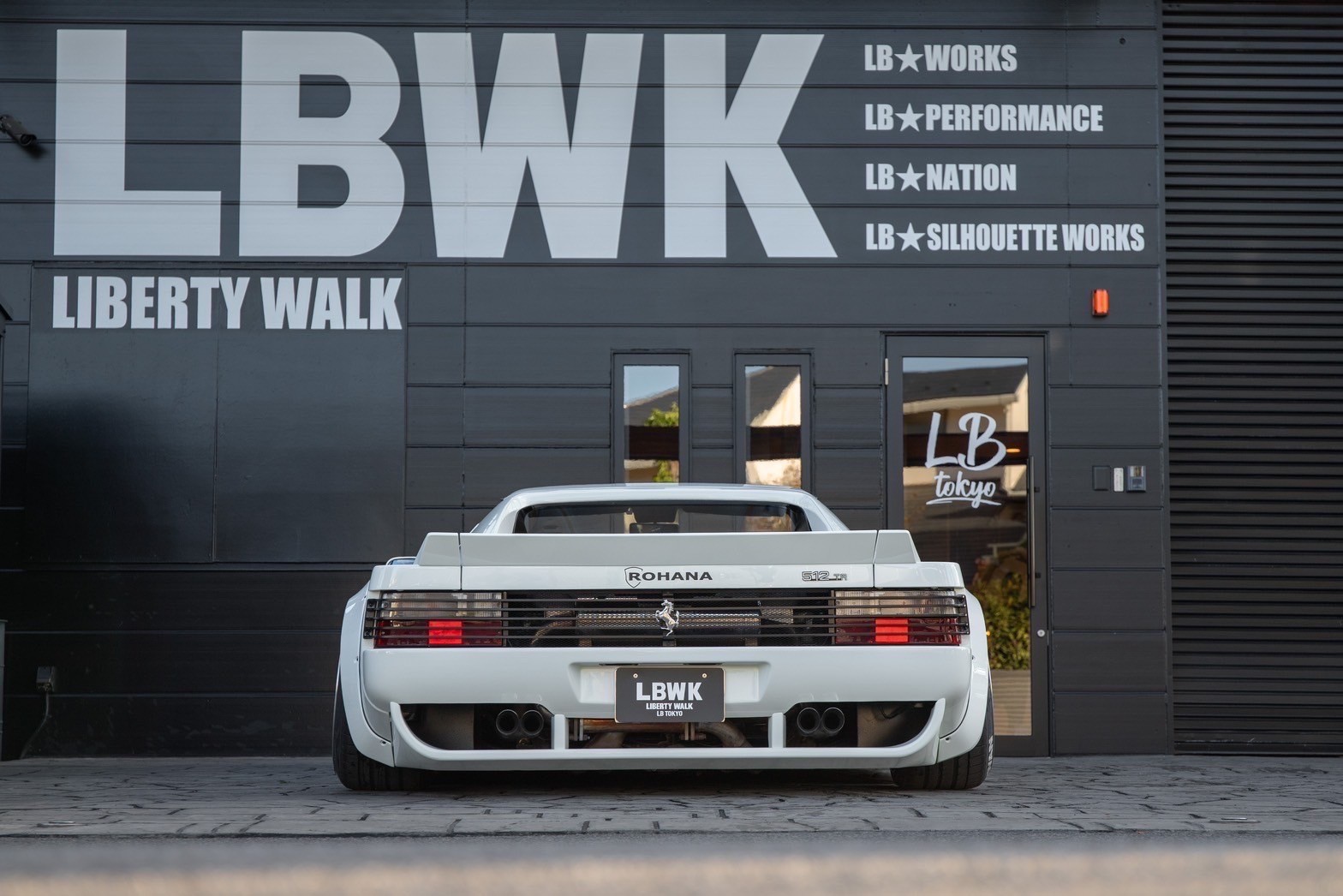 LB-WORKS Ferrari 512TR00006
