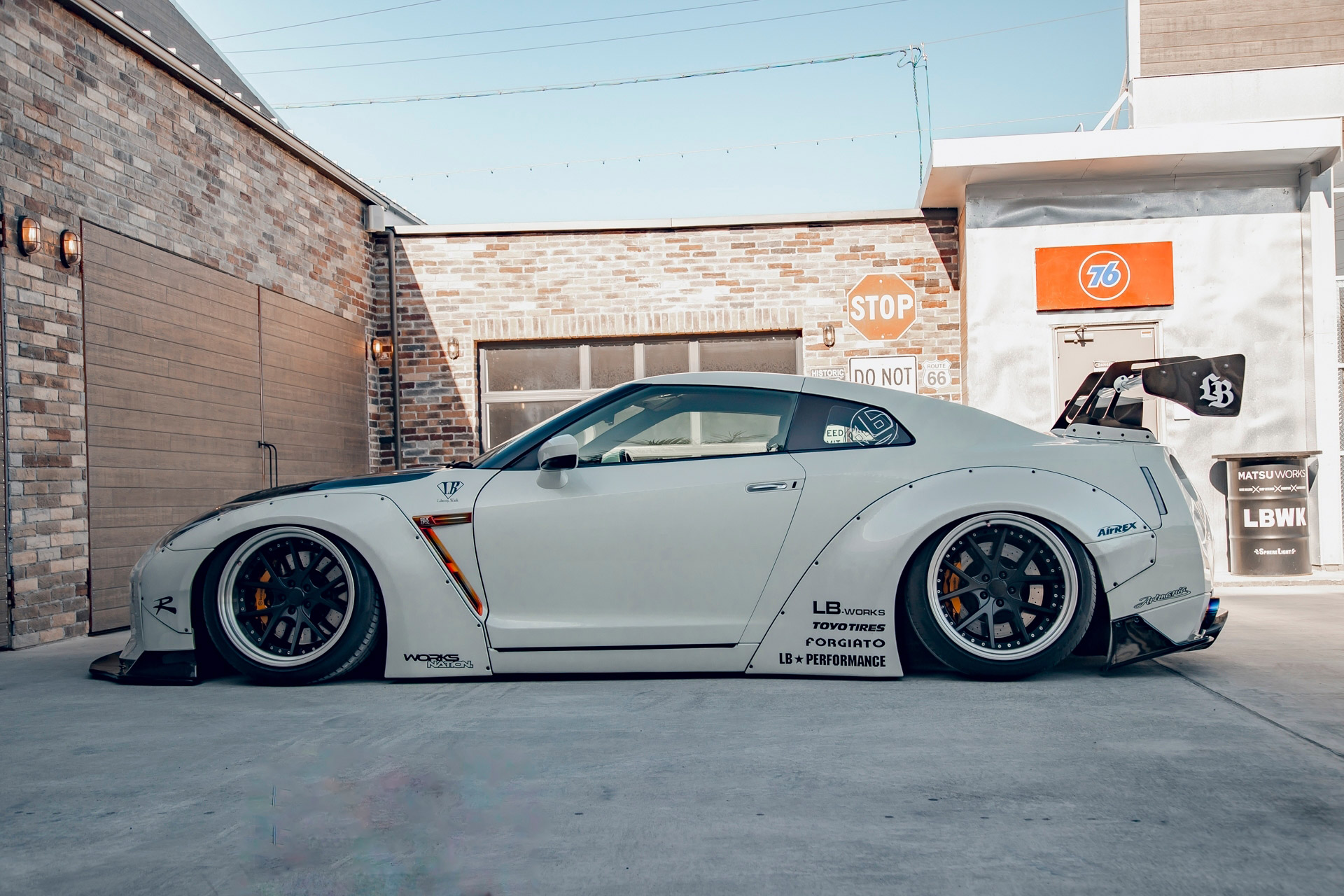 LB-WORKS NISSAN GT-R R35 type1.5 white_00008