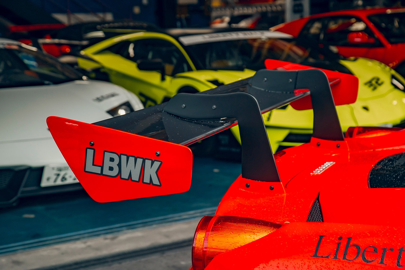 LB-Silhouette-WORKS-458-GT-full-complete00014