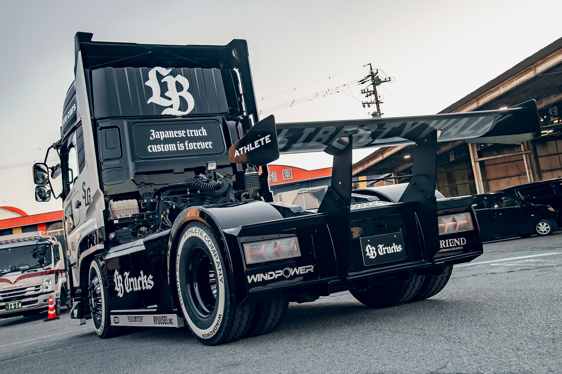 LB-TRUCKS UD QUON_00004
