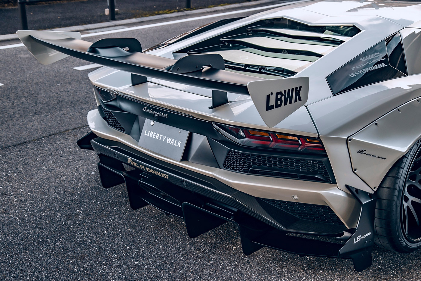 LB-WORKS-Lamborghini-Aventador-S-[LB-Limited-Edition]-LP740-400029