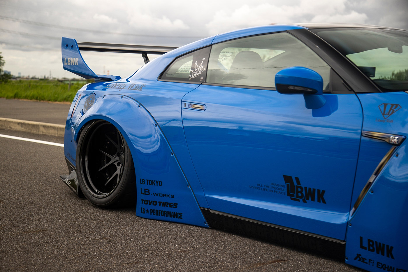 LB-WORKS-NISSAN-GT-R-R35-type1.5-Silhouette-wing00019