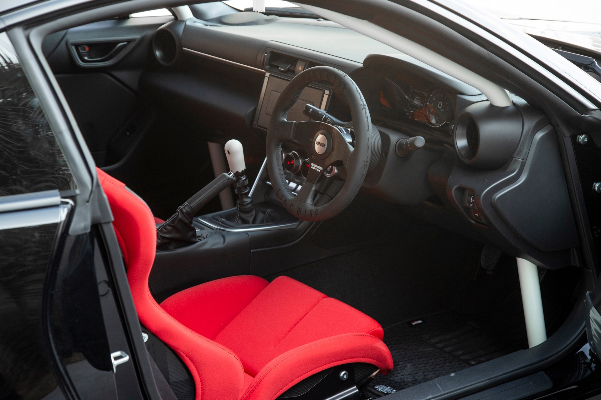 LB-WORKS-TOYOTA-GR-86-Complete-LW-Edition00033