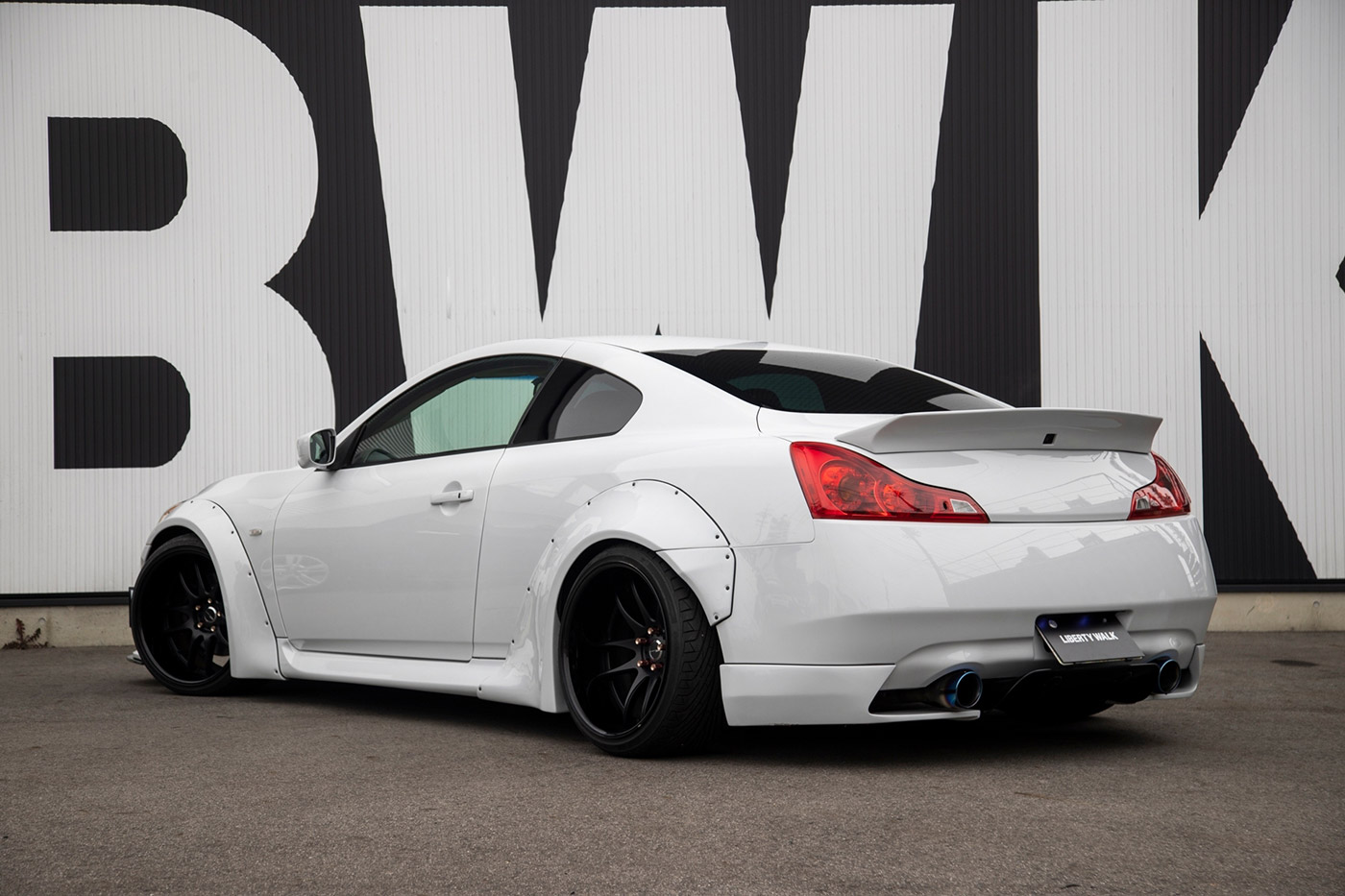 LB-WORKS-V36-skyline-370GT00005
