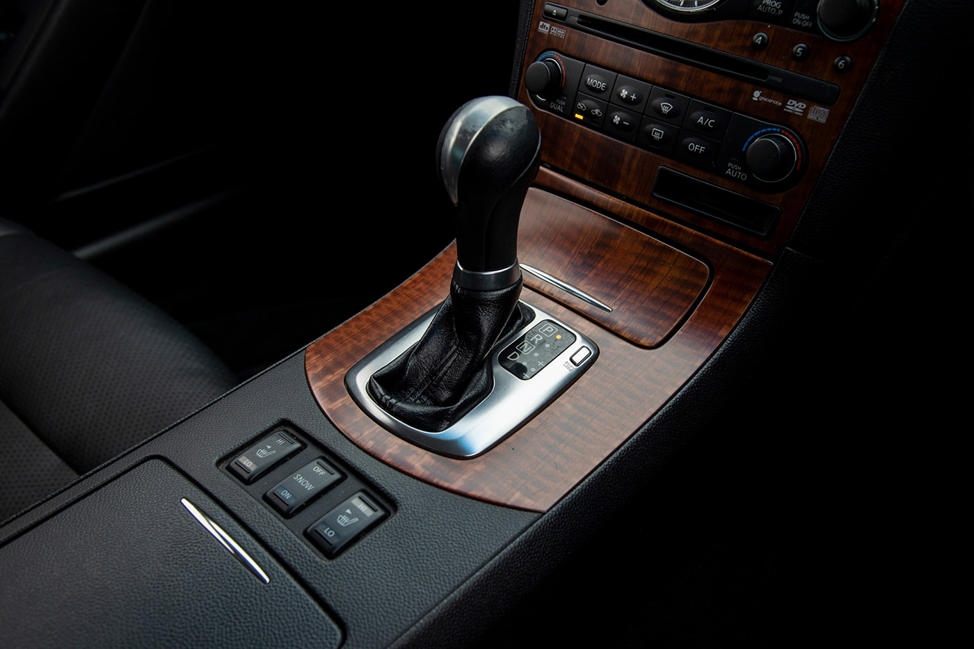 LB-WORKS-V36-skyline-370GT00043
