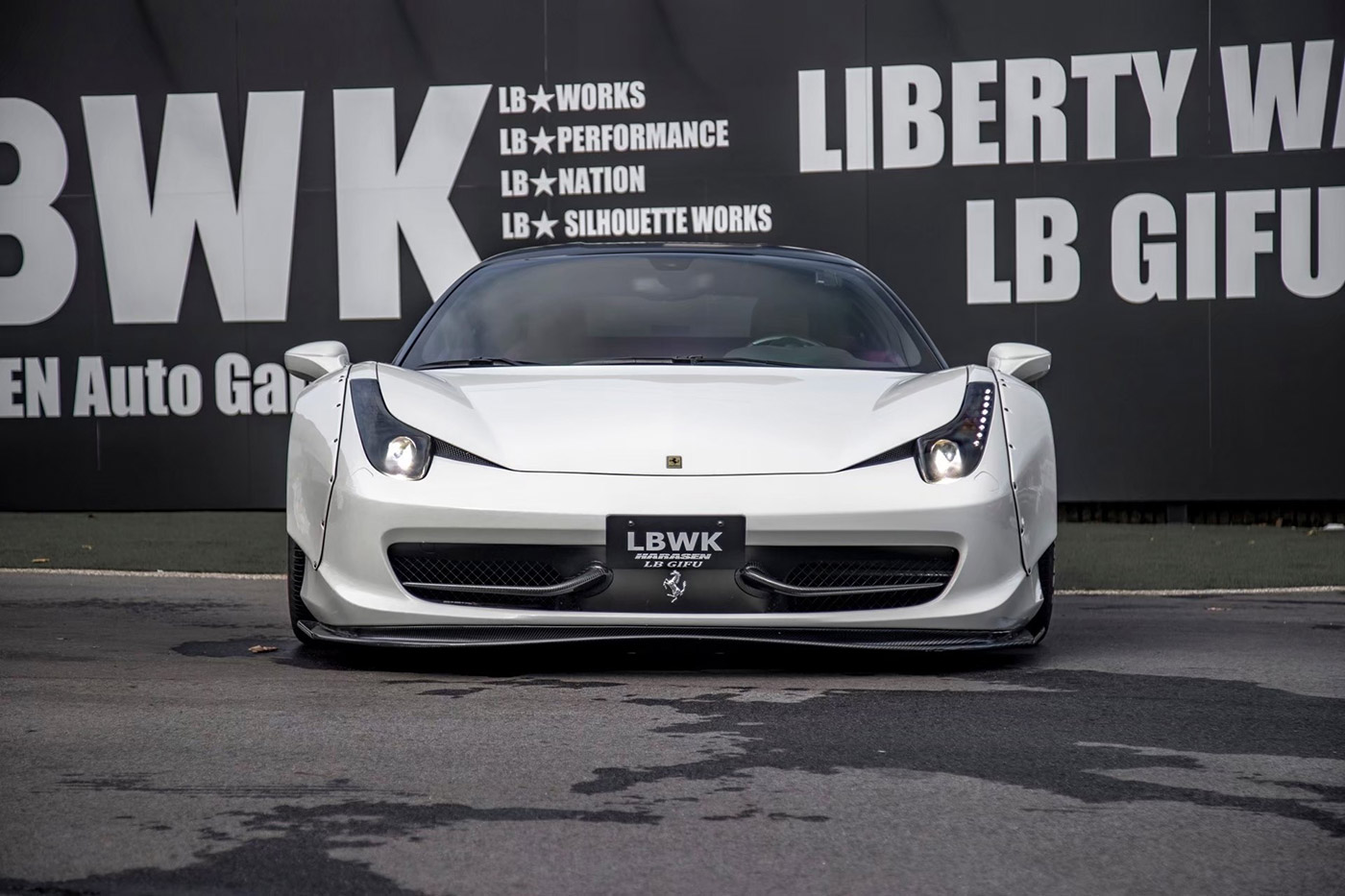 LB-WORKS-Ferrari-458-Italia00002